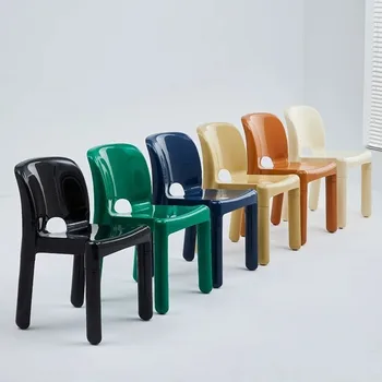 0693 naudotų plastiko kėdės atlošas paprasta namų valgomojo kėdė ins kremas stiliaus makiažas kėdžių, kavinė pieno arbata parduotuvė stalo ir