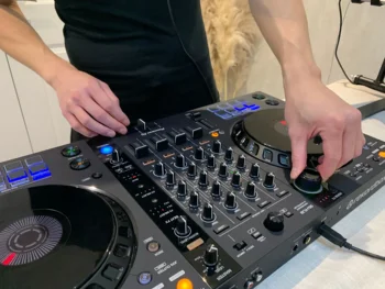 VASAROS PARDAVIMO NUOLAIDA 2022 Pioneer DJ DDJ-FLX6 4-denio Rekordbox ir Serato DJ Controller